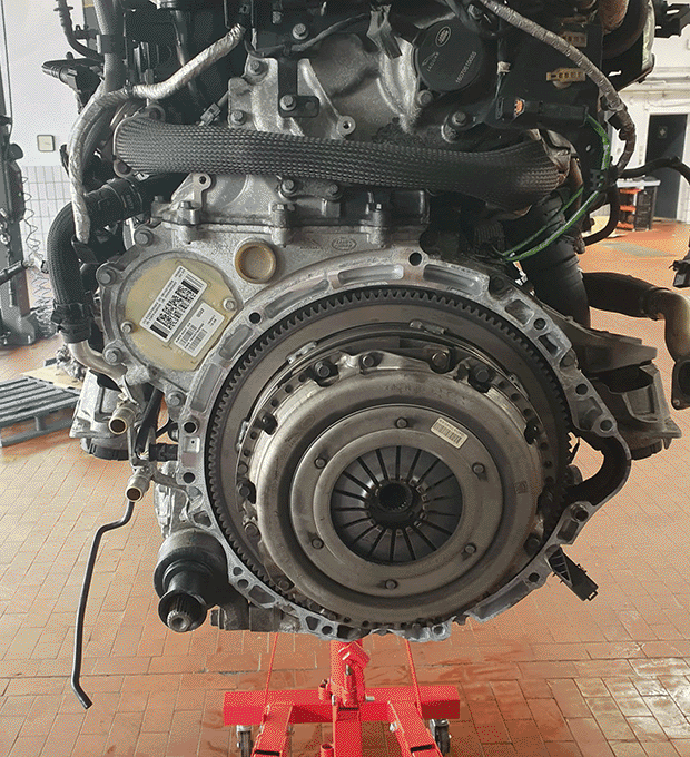 Jagaur F-Pace 2.0 DTD,Motordiagnose,Motorinstandsetzung,Motorreparatur,Motorrevision,Motorschaden,Motorüberholung,Motorprobleme