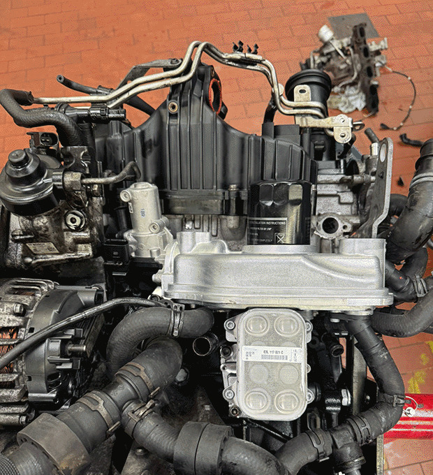 Volkswagen T5,Motordiagnose,Motorinstandsetzung,Motorreparatur,Motorrevision,Motorschaden,Motorüberholung,Motorprobleme